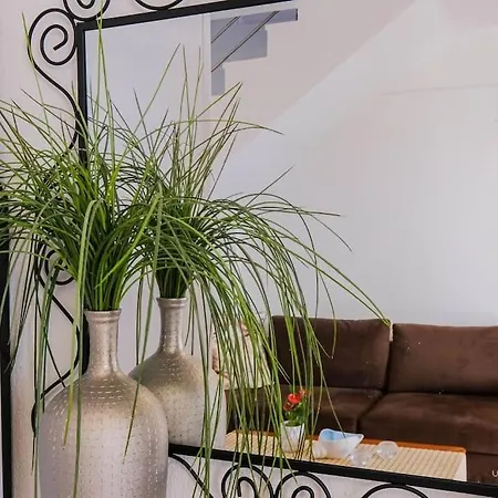 Salt Water 2-bdrm Maisonette In Daire