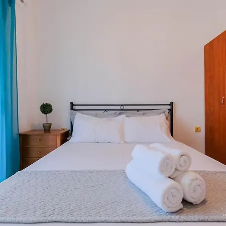Salt Water 2-bdrm Maisonette In Apartament *